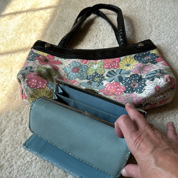 Thirty-One Purse - Picture 7 of 7